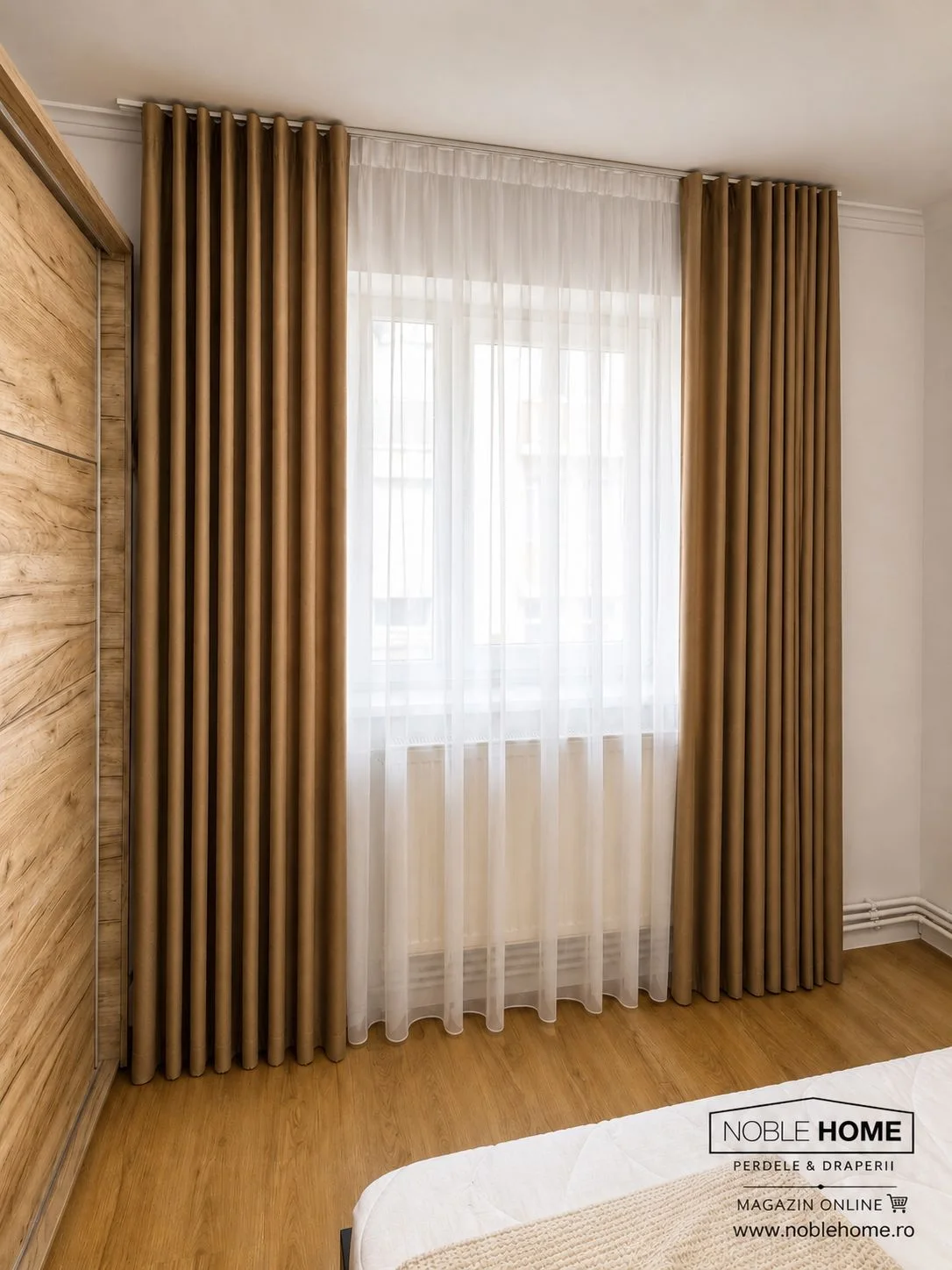Ansamblu de perdele și draperii pentru living